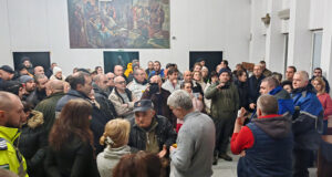 ОБНОВЕНА Служебният министър на енергетиката Владимир Малинов се срещна с граждани на Габрово