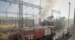 ОБНОВЕНА
                                                                                                Телевизия на хусите съобщи за най-малко трима убити при израелските въздушни удари в Йемен