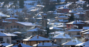 От четири проекта на община Копривщица за финансиране по инвестиционната програма само за един има подписано споразумение с МРРБ, съобщи за БТА Мария Тороманова