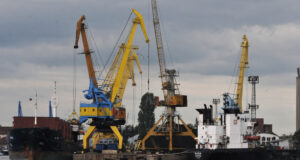 Открит е кокаин за 7 млн. долара на кораб в бургаското пристанище, екипажът е задържан