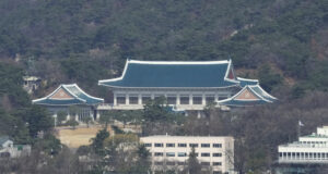 Полицията в Южна Корея обяви, че охраната на държавния глава Юн Сук-йол възпрепятства претърсването на президентския комплекс