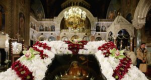 Патриарх Даниил води празничното богослужение за Бъдни вечер от патриаршеската катедрала "Св. Александър Невски"