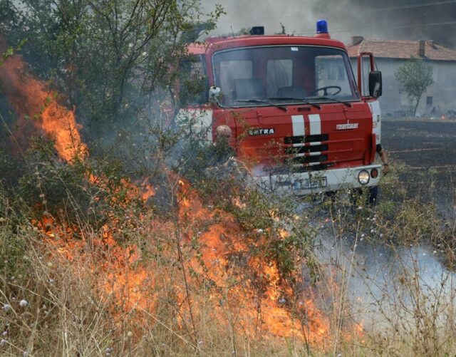 Потушени са 83 пожара в страната за последното денонощие, има един пострадал