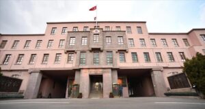 РАЗШИРЕНА ИНФОРМАЦИЯ
                                                                                                АА: Турция приоритизира сътрудничеството в отбраната с новата сирийска администрация