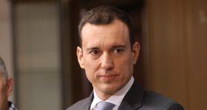 Реакцията ми за среща с протестиращите от автотранспорта е в името на продължаване на диалога, каза кметът Васил Терзиев