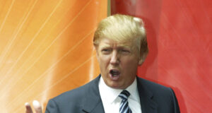 Тръмп избра продуцента на „Стажантът“ за специален пратеник в Обединеното кралство