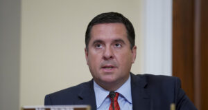 Тръмп номинира изпълнителния директор на своята социална мрежа "Трут Соушъл" за ръководител на консултативен съвет по разузнаването