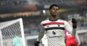 Футболисти като Маркъс Рашфорд са заобиколени от много хора и понякога взимат решения, които невинаги са тяхна идея, заяви Рубен Аморим