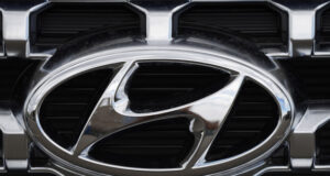 "Хюндай" и "БАИК Мотър" инвестират 1,1 милиарда долара в съвместно предприятие в Китай