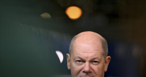 Шолц и Тръмп проведоха телефонен разговор, в който обсъдиха Украйна