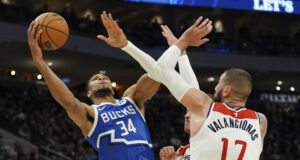 Янис Адетокумбо поведе Милуоки към победата срещу Вашингтон в НБА