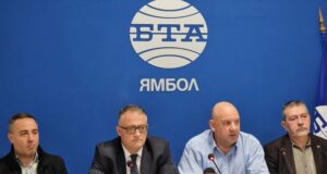 „Синя България“ започва разговори с „Демократична България“ и СДС за създаване на силно дясно обединение