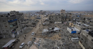 АКТУАЛИЗИРАНА
                                                                                                Израелски въздушни удари отнеха живота на най-малко 21 души в ивицата Газа