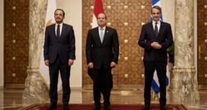 АНА-МПА: Гърция, Египет и Кипър си сътрудничат за просперитет, сигурност и стабилност, каза гръцкият премиер след срещата на върха в Кайро