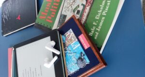 Аудиокнигите са във възход, но читателите се връщат от електронните към хартиените носители, посочи Десислава Алексиева от Асоциация "Българска книга"