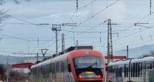 БДЖ пуска допълнителни влакове до Перник заради тридневния фестивал на маскарадните игри "Сурва"