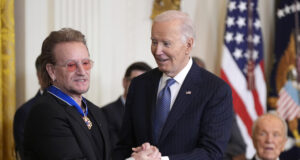 Байдън връчи престижния „Президентски медал на свободата“ на редица известни личности