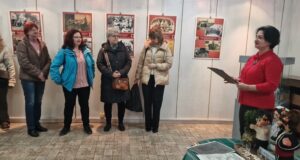 В библиотеката в Търговище представиха пътуващата изложба "Алкохол и амбалаж"