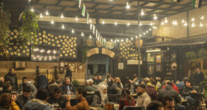 Временното правителство на Сирия ще увеличи заплатите в държавния сектор с 400 процента идния месец