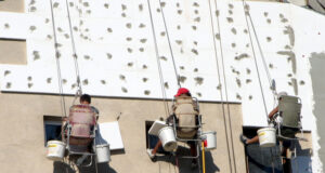 Десет многофамилни жилищни сгради в Елхово са със сключени договори за саниране, съобщават от Общината