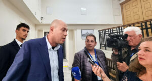 Доволни сме от ефективното наказание на ВАС за причинилия катастрофата със загинала и тежко пострадала жена в Шумен, каза адвокат Николай Димитров