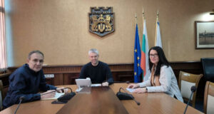 Държавата и общините трябва да работят заедно за добри социални услуги, заяви министър Борислав Гуцанов