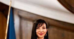 Жаклин Вагенщайн за Ордена на изкуствата и литературата: Франция е държавата, която води най-смислената културна политика