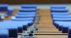 Депутатите започват новата сесия с изслушвания на министри за контрола на вейповете с хексахидроканабинол и за липсата на ток по празниците