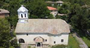 Започна ремонт на храм „Св. Георги“ в Опака с европейски средства