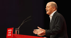 Зачитането на границите важи за всички страни, предупреди германският канцлер Олаф Шолц