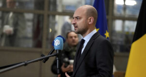 Изтребителите "Мираж" скоро ще пазят украинското небе, заяви френският външен министър