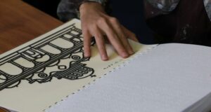 Искаме да правим повече литература на брайловата азбука, това е ключът към грамотността, каза председателят на Националното читалище за слепи Йордан Младенов