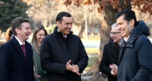 Кирил Петков