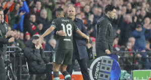 Ливърпул допусна първа загуба, но завърши на първо място в основната фаза на Шампионска лига