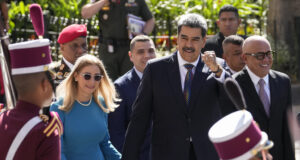 Президентът на Венецуела Николас Мадуро и съпругата му Чилиа Флорес