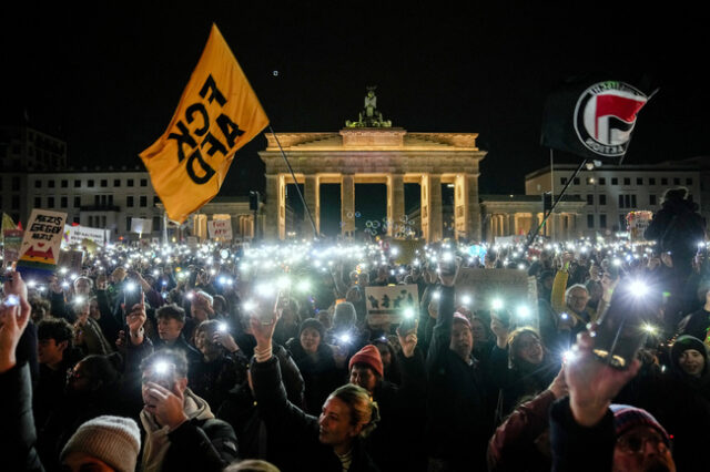 Десетки хиляди германци протестираха в Берлин срещу нарастващото влияние на крайната десница