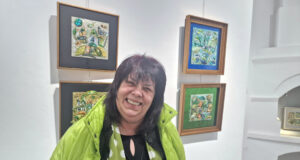 Нито в миналото е било, нито в днешно време е лесно да си творец, каза в интервю за БТА художничката Диана Бояджиева