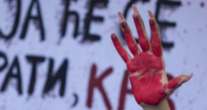 Нови протести в Сърбия заради нападението над студенти в Нови Сад