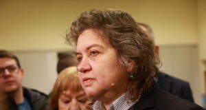 Няма проблем, че не е приет бюджет, държавата може да работи по правилата в Закона за публичните финанси, коментира Наталия Киселова