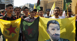 ОБЗОР
                                                                                                Ще успее ли новата парадигма на Ердоган-Бахчели да накара бунтовните кюрди “да заровят оръжията“?