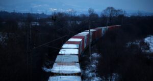 ОБНОВЕНА Общо шестима са пострадалите в сблъсъка между двата влака, казаха от Центъра за спешна медицинска помощ в София