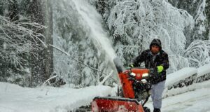Ограничено е движението на товарни автомобили с ремаркета и полуремаркета в област Смолян