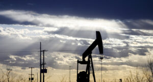 Подразделение на Националната петролна корпорация на Либия достигна 304 000 барела за 24 часа