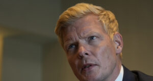 Пратеник на ООН пристигна в столицата на Йемен в опит да стабилизира ситуацията