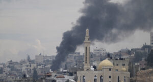 При израелски въздушен удар в северната част на Западния бряг загинаха най-малко 10 души, съобщиха палестинските власти