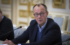 РАЗШИРЕНА
                                                                                                Лидерът на германските консерватори каза, че са възможни "разумни преговори" с Тръмп