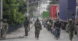 Разбитите чуждестранни наемници казват, че си тръгват от Конго с "облекчение"