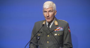 Би имало смисъл европейски войски да бъдат разположени в Гренландия, каза председателят на Военния комитет на ЕС за в. "Велт ам зонтаг"