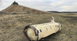 Руското министерство на отбраната каза, че силите му са свалили 8 американски ракети АТАКМС и установили контрол над селище в Източна Украйна