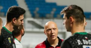 Старши треньорът на волейболния Нефтохимик (Бургас) Иван Станев: "В момента първото място в първенството е решено"